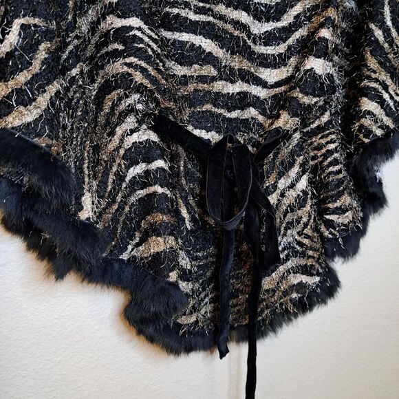 Alberto Makali Women Zebra Poncho Rabbit Fur Trim Fuzzy Knit Size XS Made In USA - Picture 4 of 11